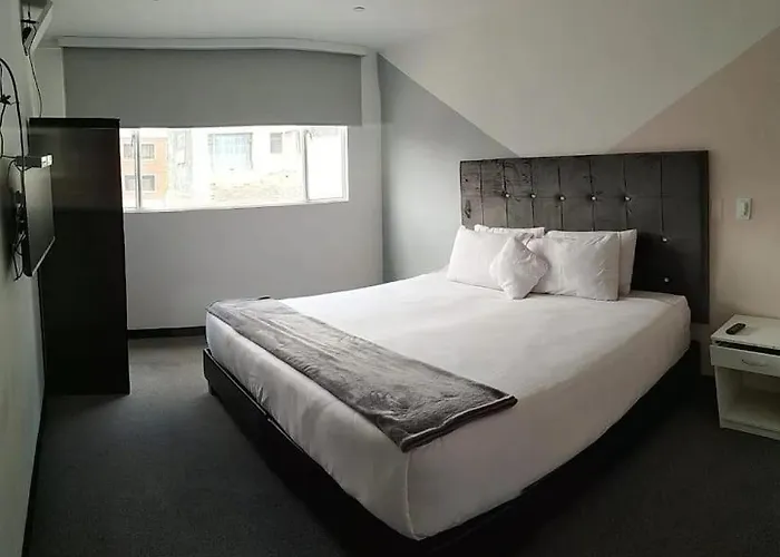 Hotel Star Plus