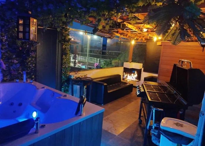 Apartamento Penthouse Con Jacuzzi Y Chimenea