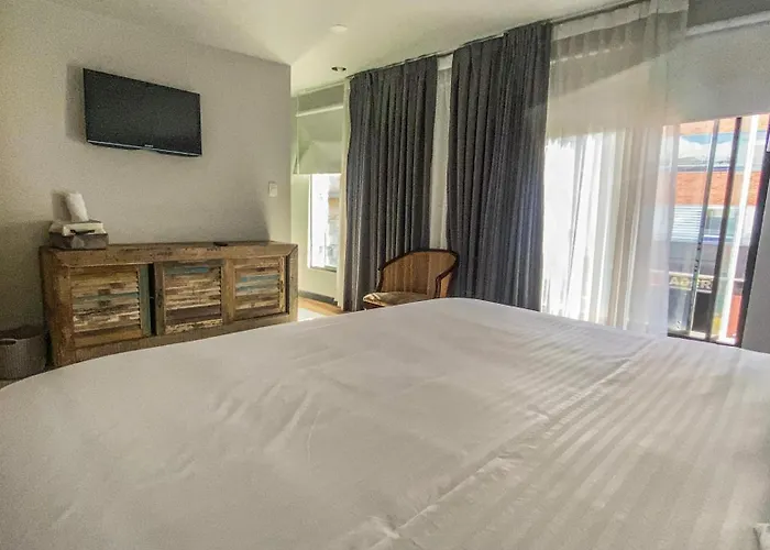 Fardo Hotel En Bogota - Zona T - Recepcion Digital 24H