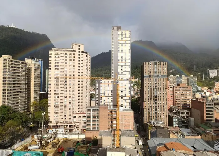 Comodo Loft Con Vista Al Skyline De Bogota