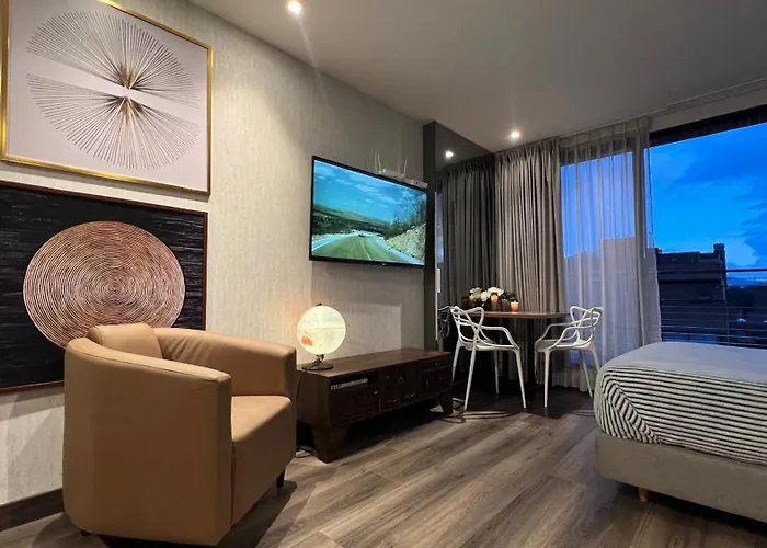Apartment With Hotel Amenities, Coworking, Room Service, Gym
