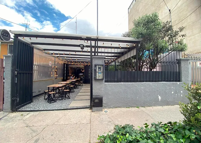 Kafe & Hostel