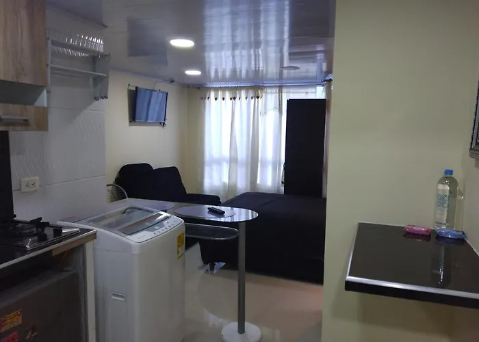 Apartaestudios Y Apartamentos Muy Cerca Del Aeropuerto