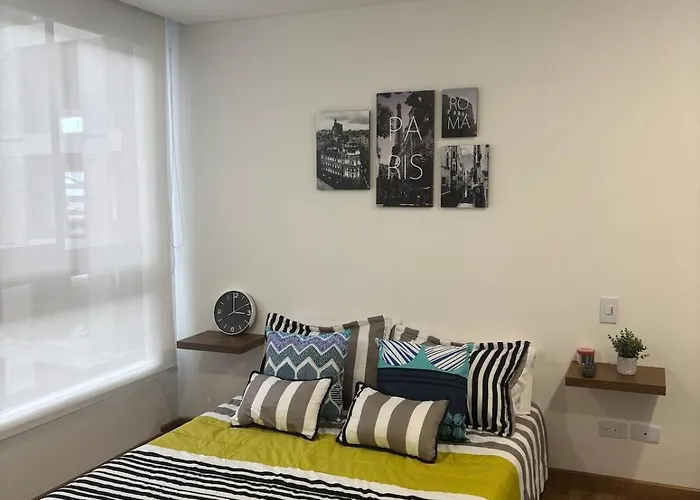 Lindo Apartaestudio Al Lado De La Torre Colpatria