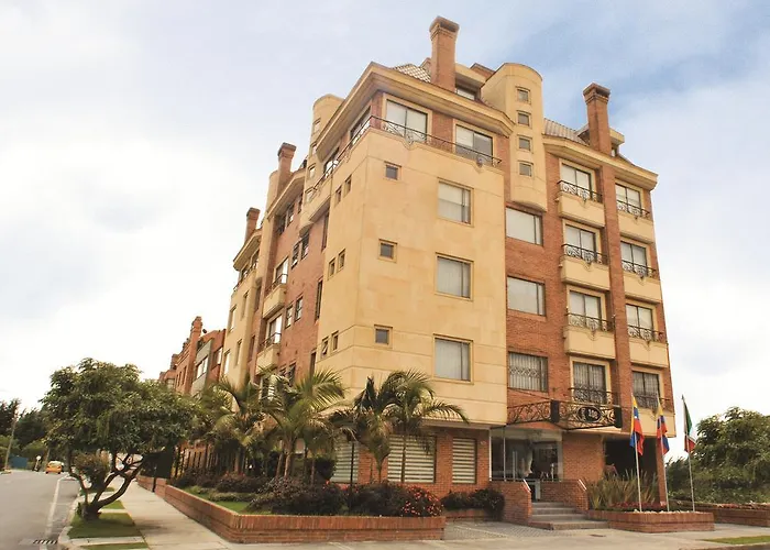Hotel Suites 108