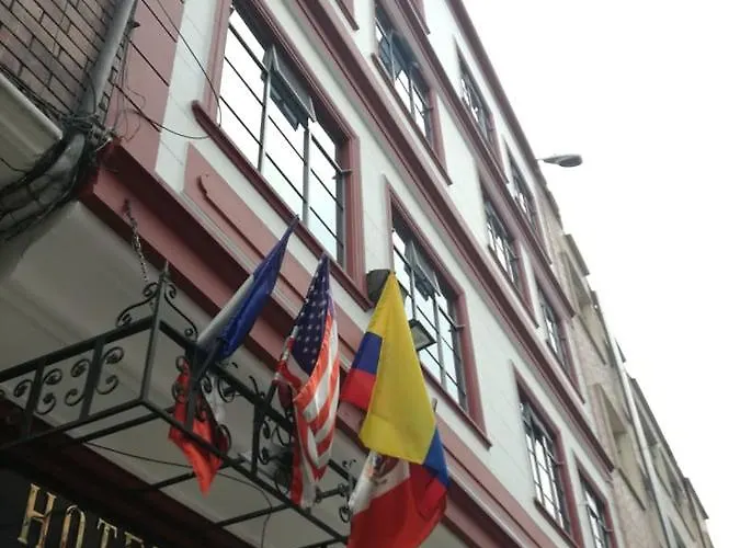 Hotel Montecarlo Colonial Central