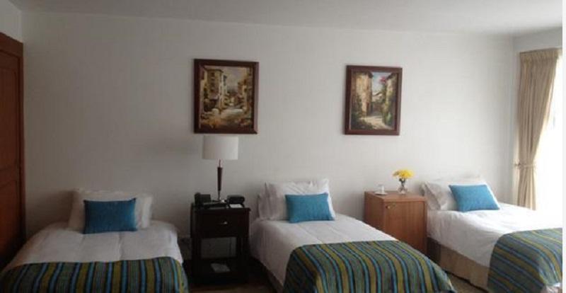 Hotel Parkway