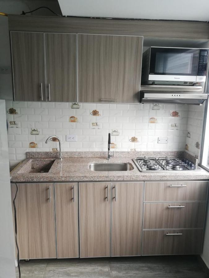Apartamento Portal El Dorado, A Solo 5 Min Del Aeropuerto, Vias, Cll 26 *
