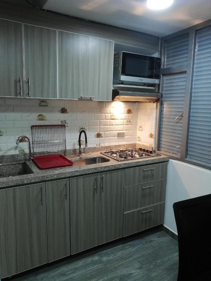 Apartamento Portal El Dorado, A Solo 5 Min Del Aeropuerto, Vias, Cll 26 *