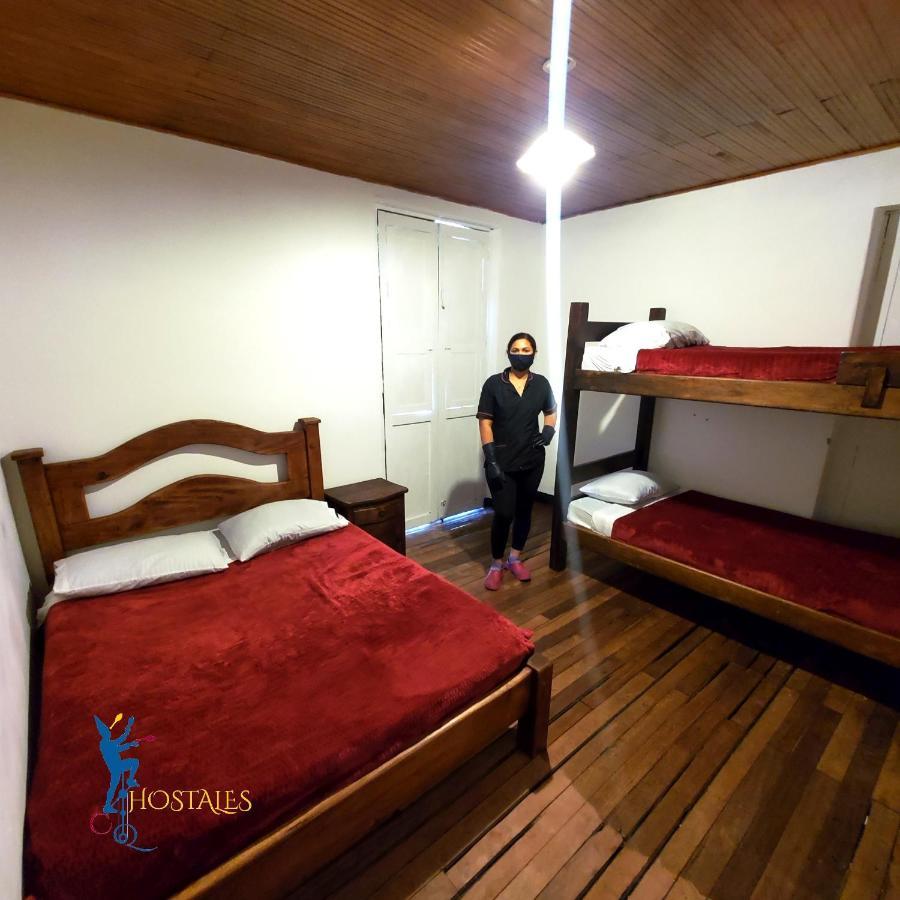 Hostal CQ Lourdes Hostal *