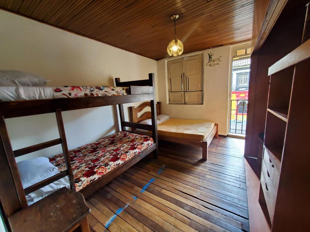 Hostal Hostal CQ Lourdes *