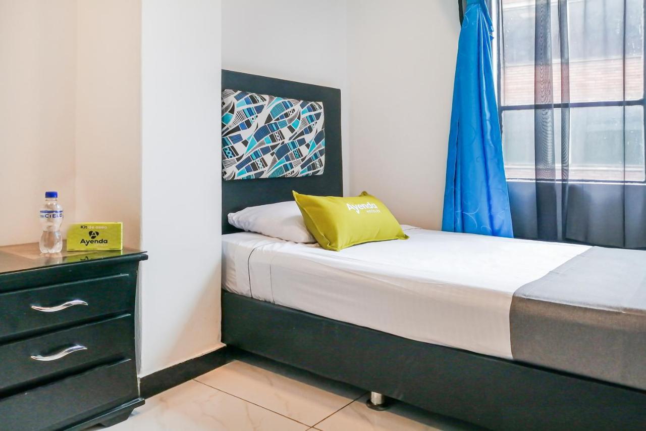 Ayenda 1077 Hills Hotel