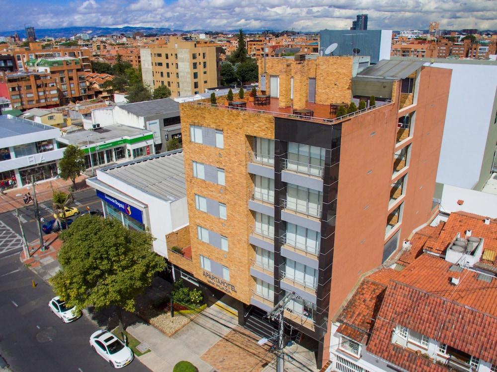 Apartahotel 122 Plaza