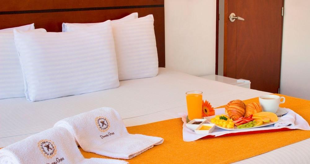 Dorado Gold Airport 3*