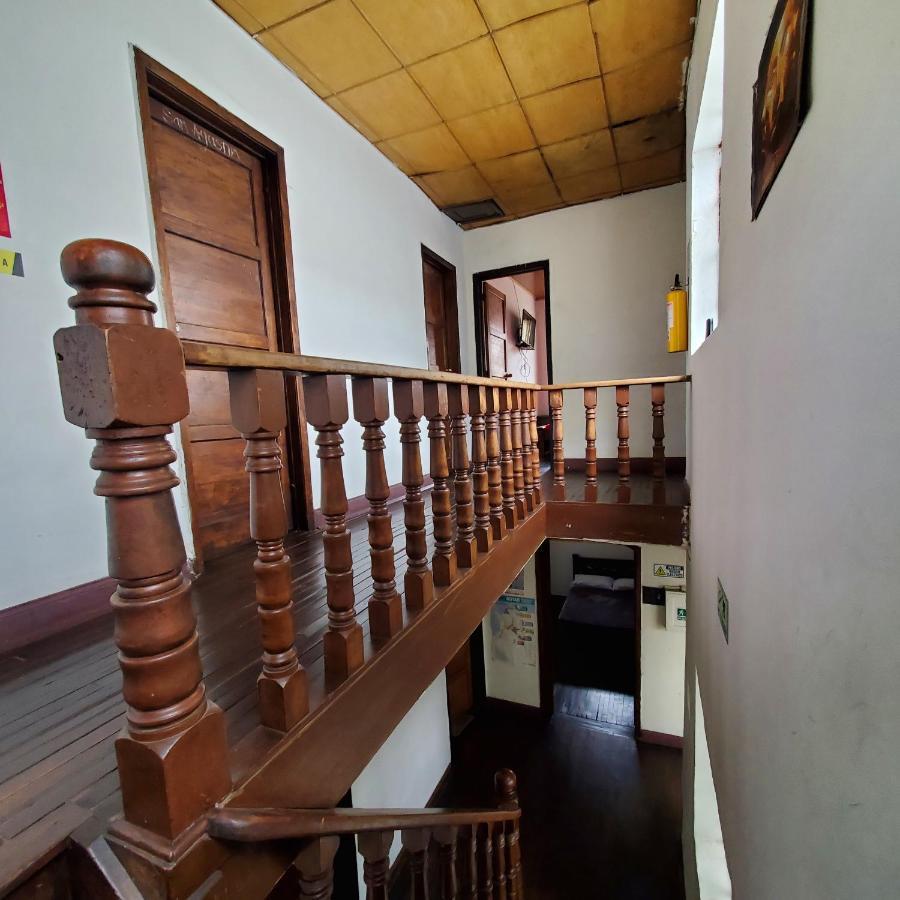 Cq Chapinero Hostal *