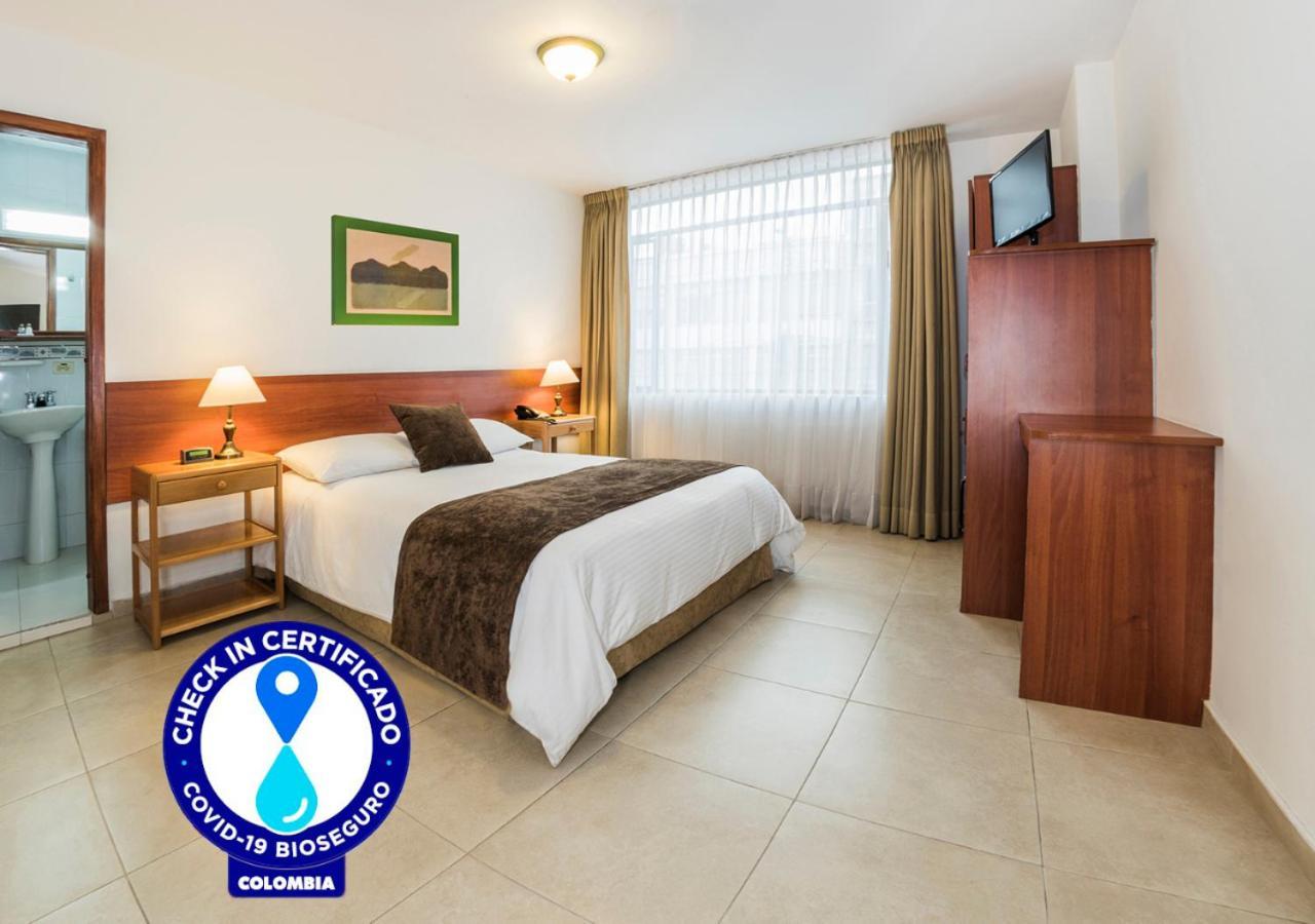 El Campin Hotel 3*
