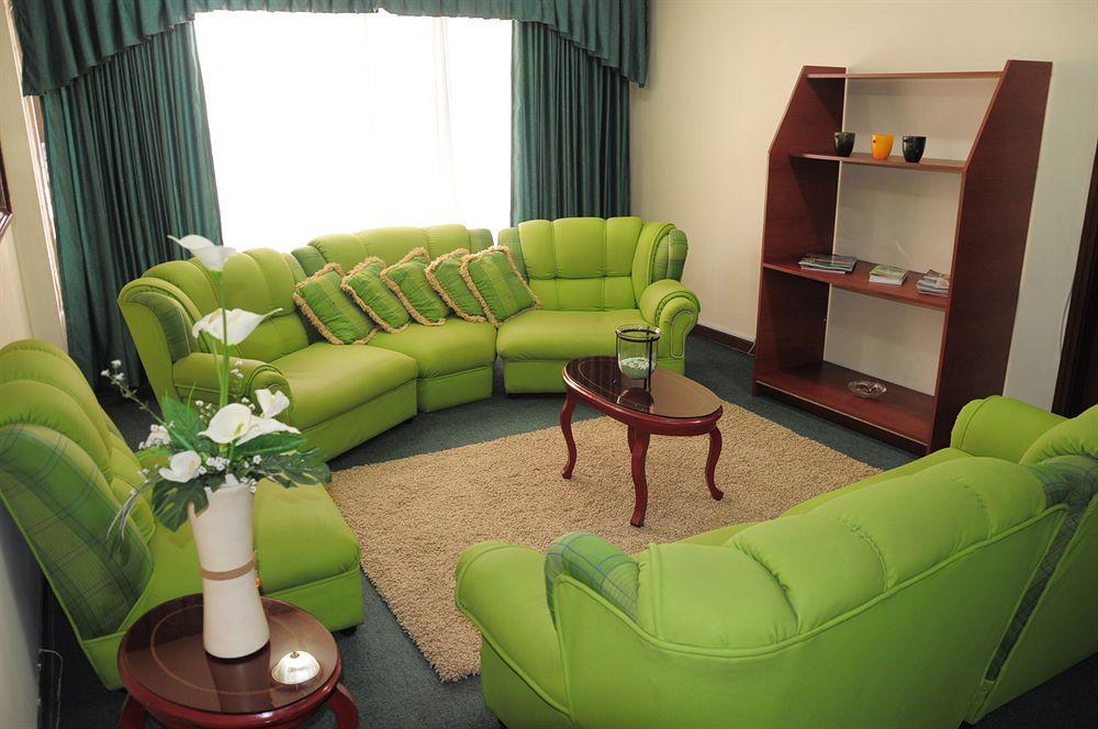 Hotel Duque *