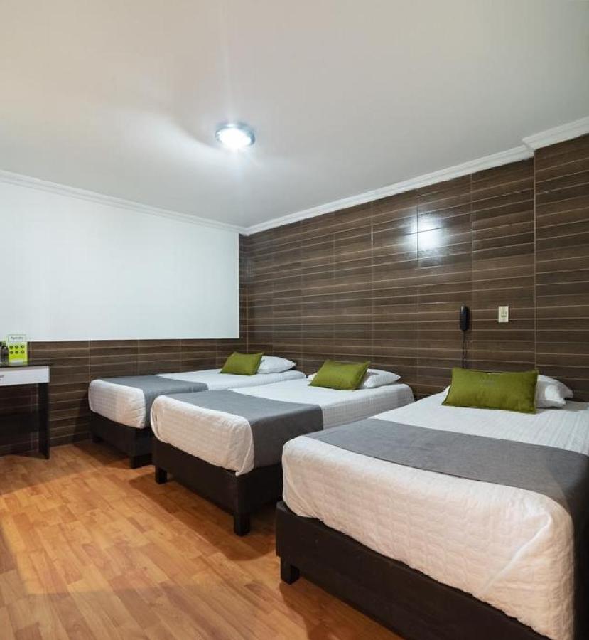 Hotel Ejecutivo 63 In Bogotá