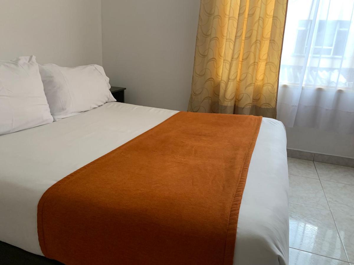 Pasajero Suites, Corferias 3*
