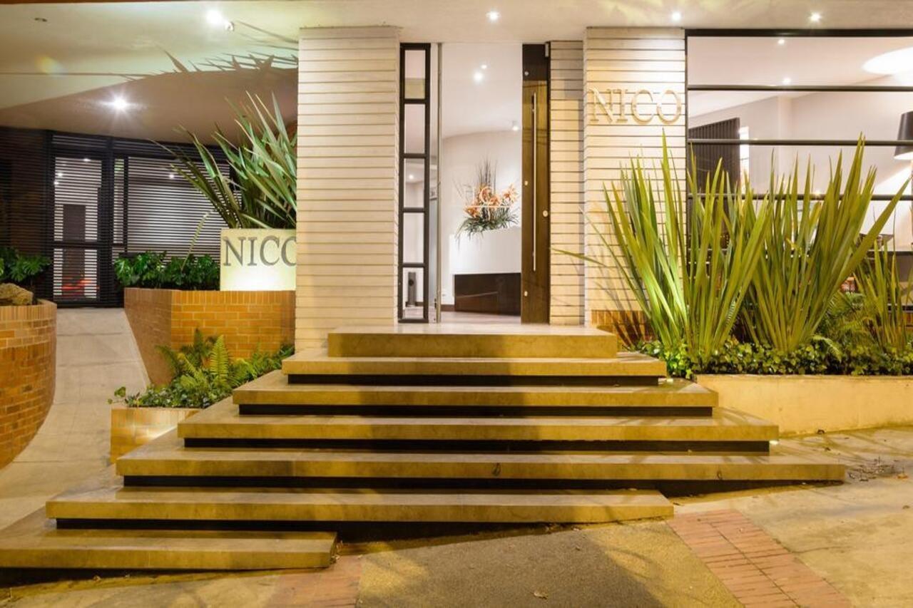 Hotel Nico Apartasuites