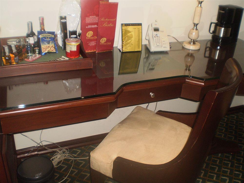 Embassy Park Hotel 4*