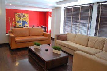 Apartahotel Arlington Place 4*