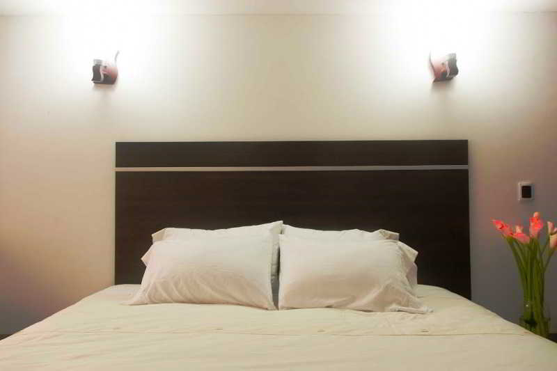 Chandelier Hotel 3*