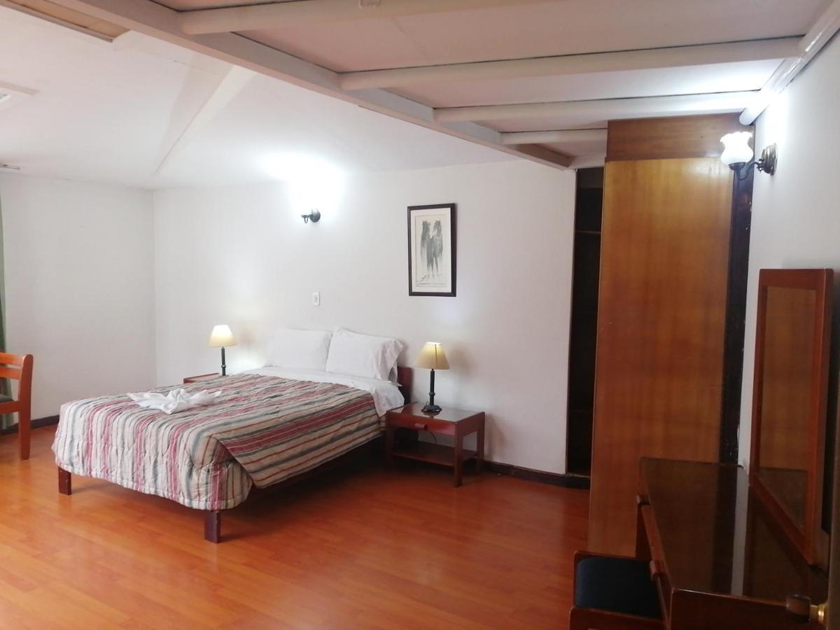 Santa Monica 3* Bogotá