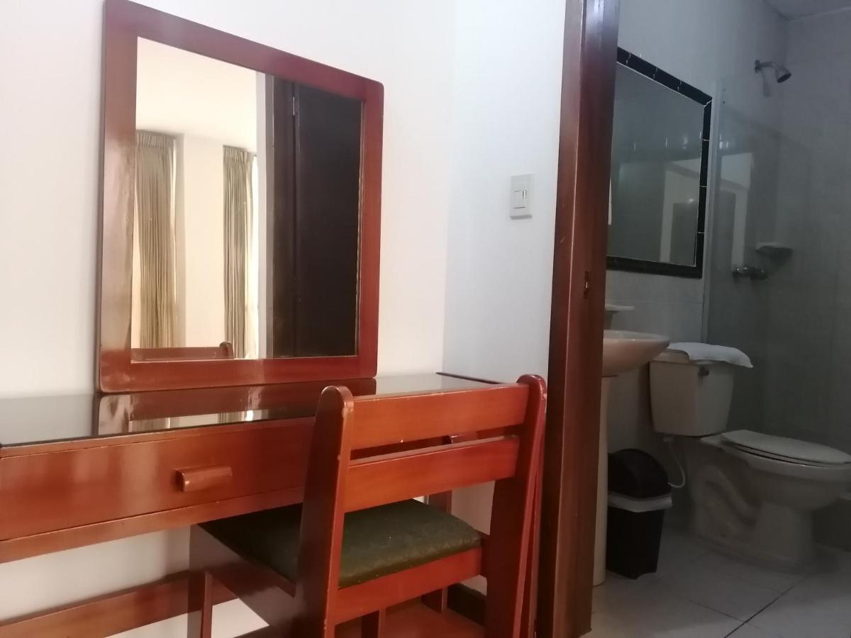 Hotel Santa Monica 3*
