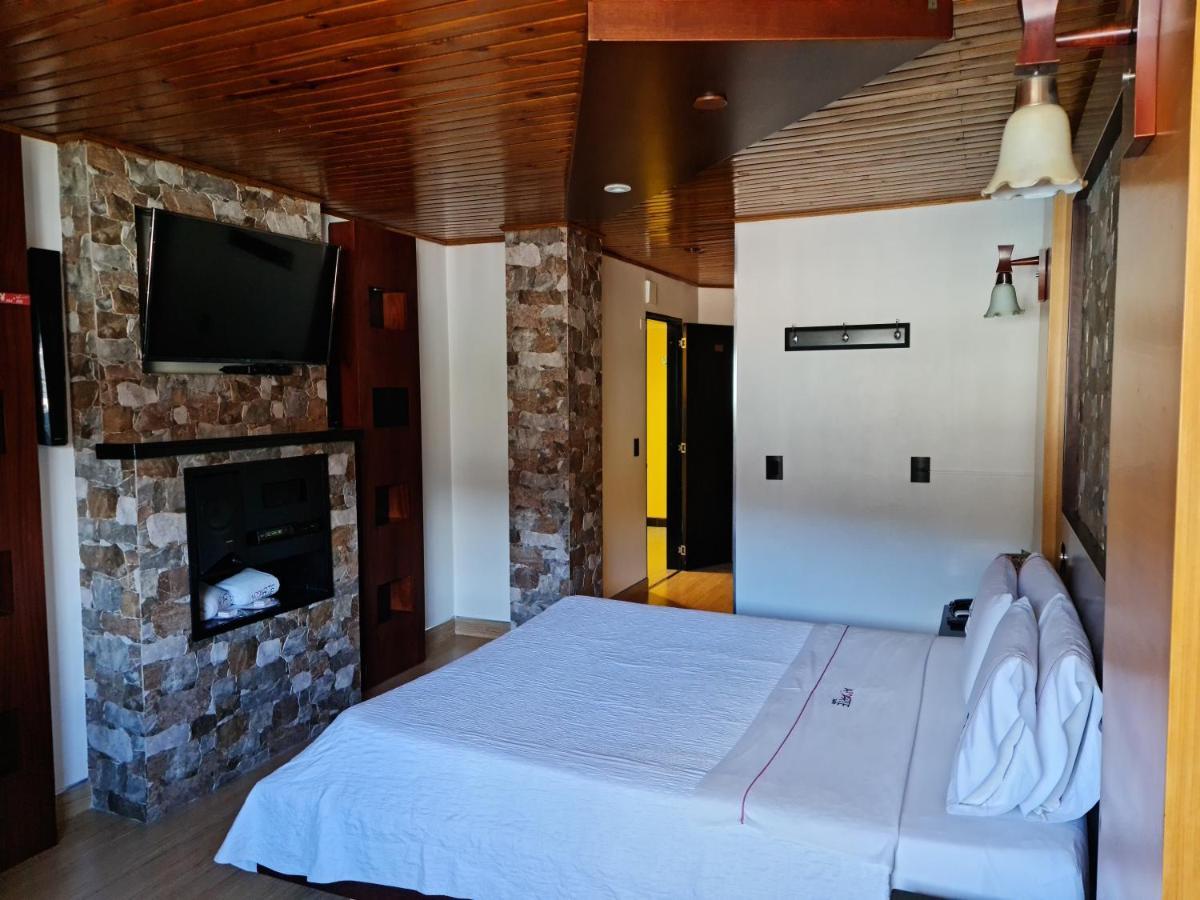 Amarte Hotel del amor *