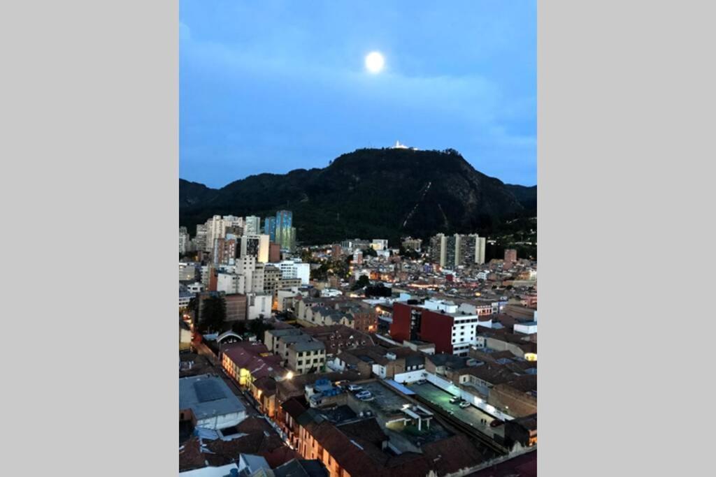 (1902a) - Apto En El Corazón De La Ciudad Con Vista única Apartamento