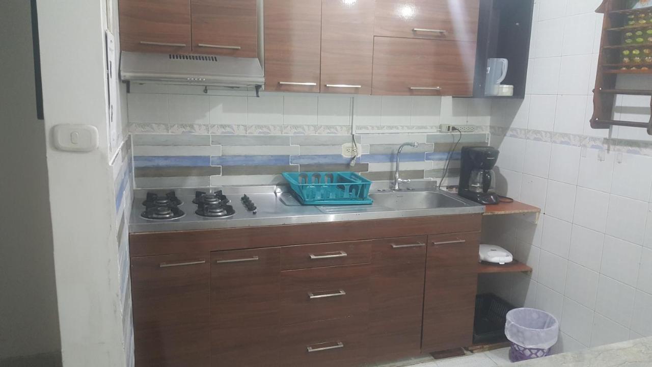Cerca Aeropuerto, Fotos Y Huellas Visa Americana, Embajada Eeuu Apartamento *