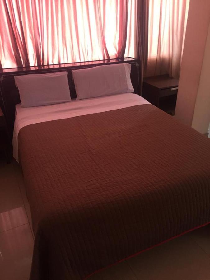 Hotel 2*