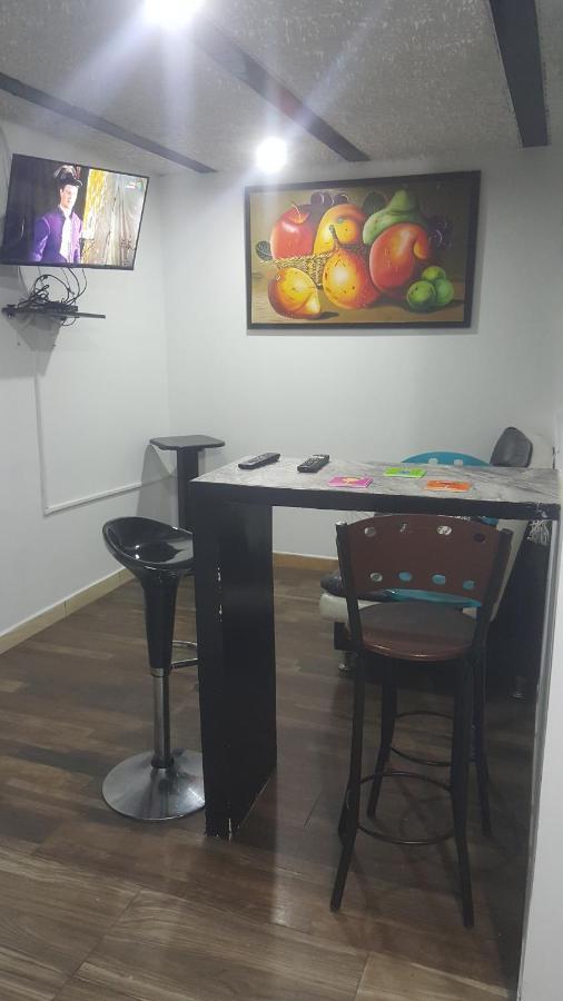 Cerca Aeropuerto, Fotos Y Huellas Visa Americana, Embajada Eeuu Apartamento
