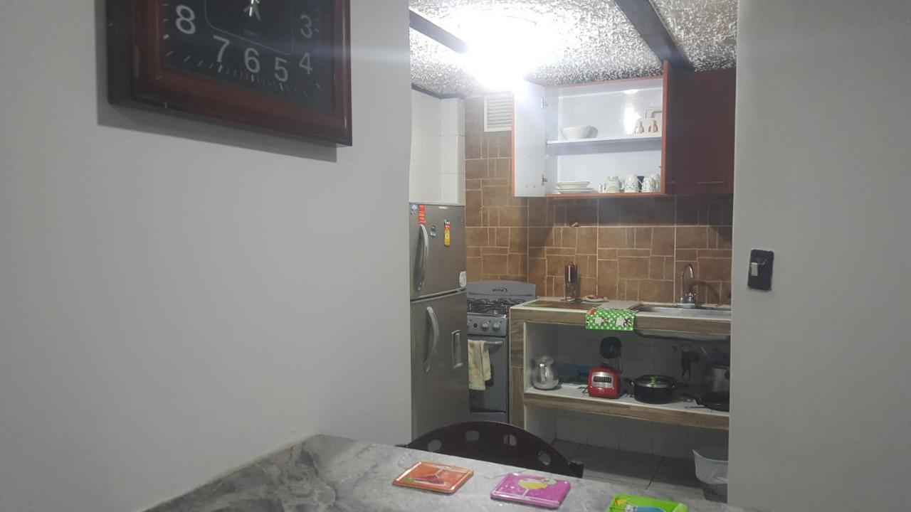 Cerca Aeropuerto, Fotos Y Huellas Visa Americana, Embajada Eeuu Apartamento