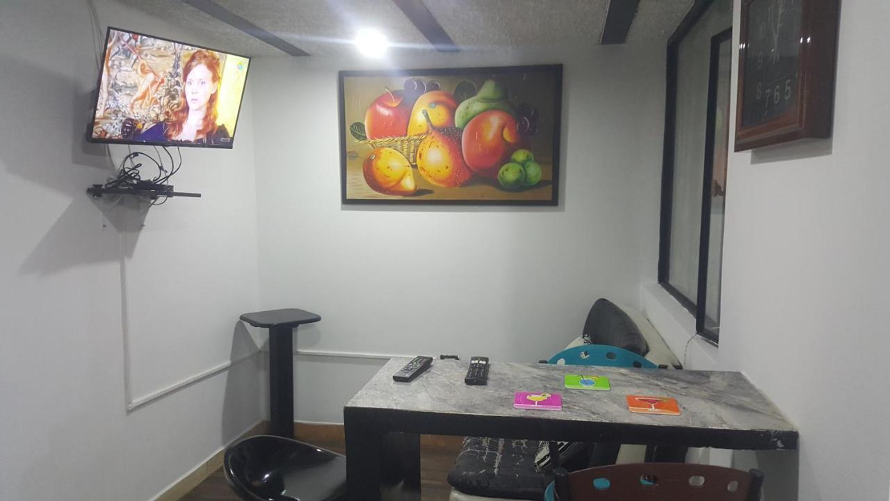 Cerca Aeropuerto, Fotos Y Huellas Visa Americana, Embajada Eeuu Apartamento *