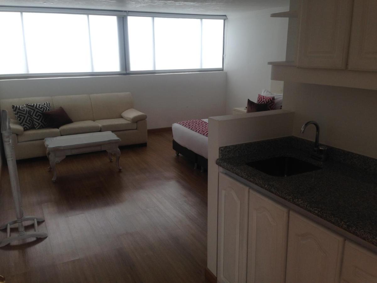 Le Select Hotel 4*