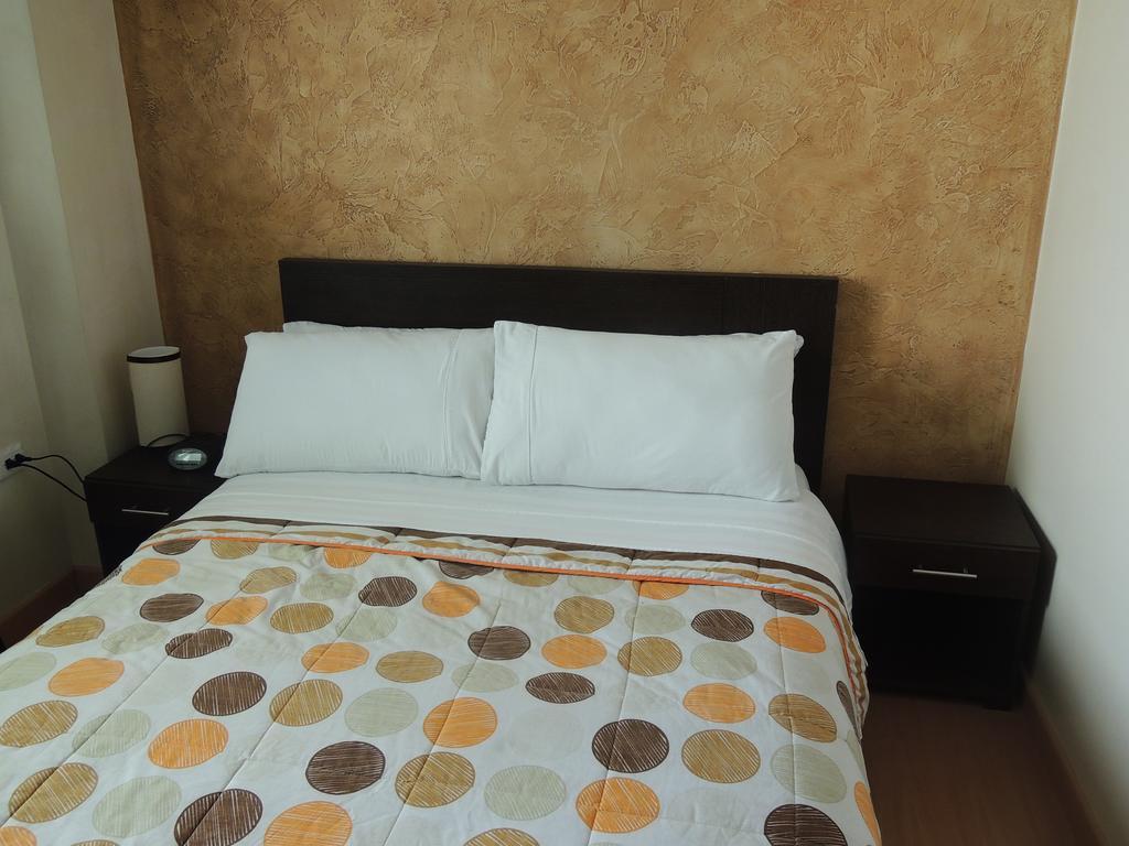Titan & 3* Bogota