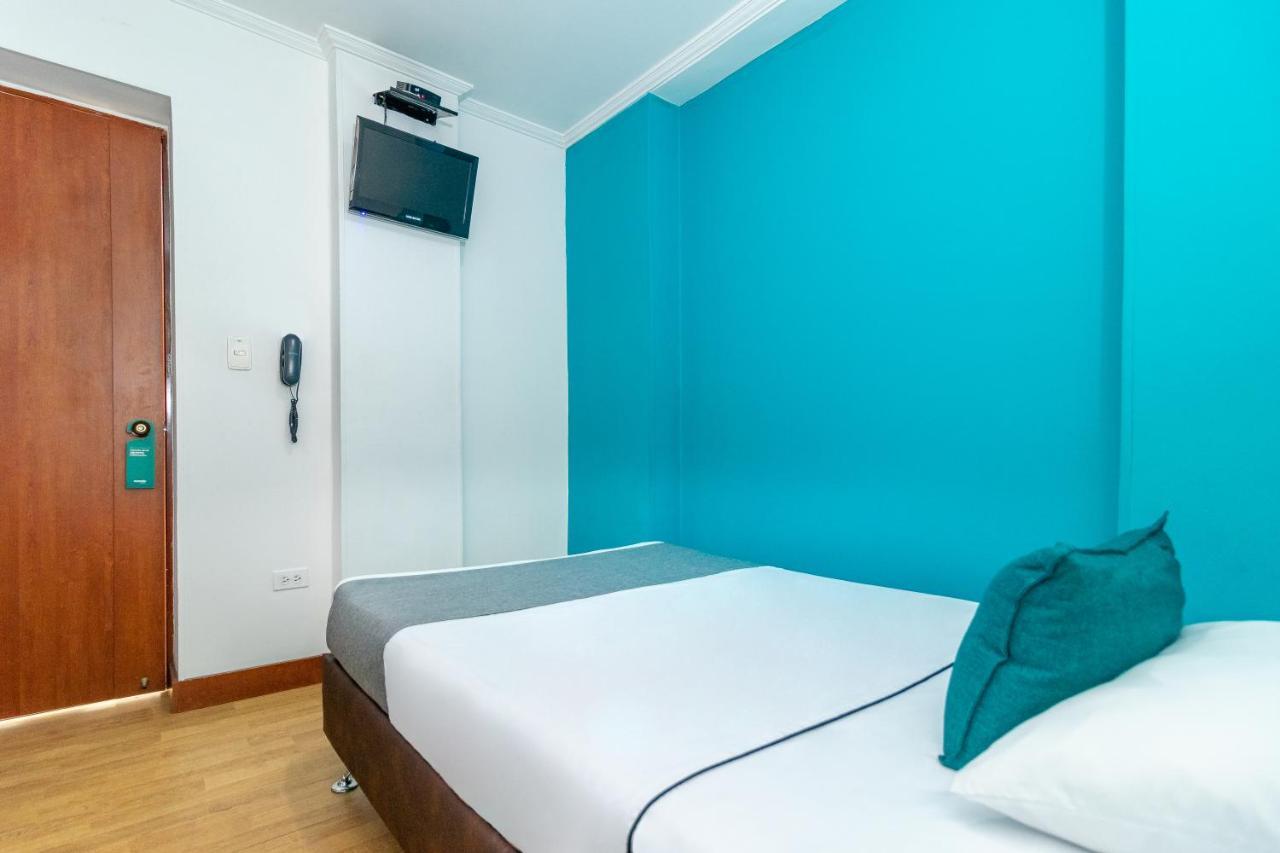 Ayenda Palermo Plaza Hotel 4*