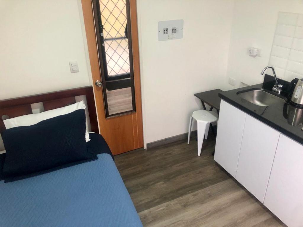 Apto Privado Cerca Al Aeropuerto -transporte Disponible Bogotá