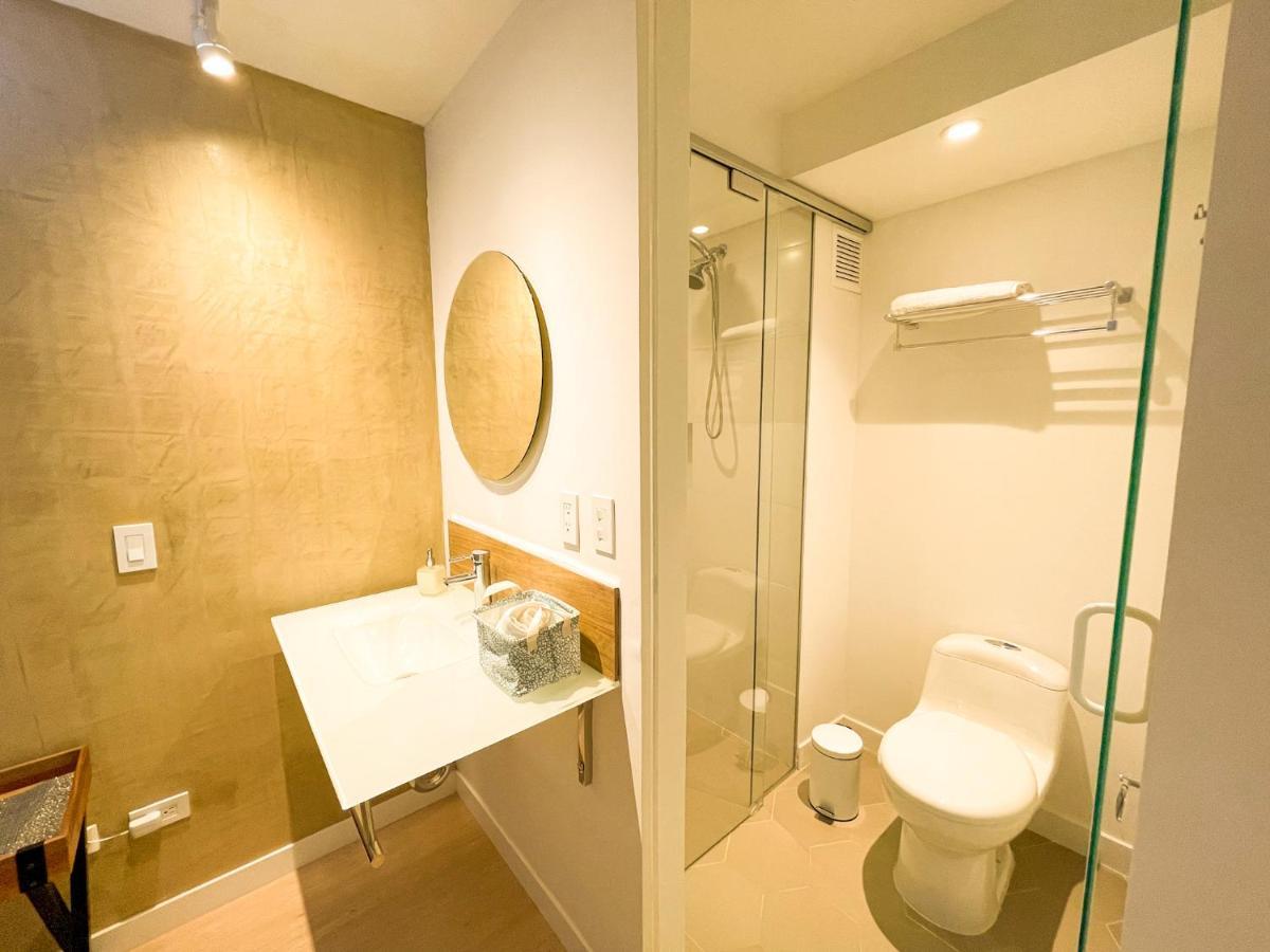 Lucitania Boutique Hotel *