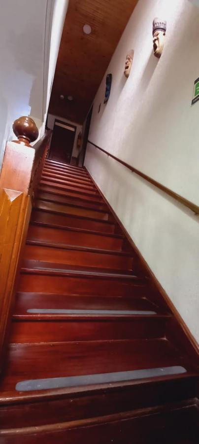 Colonial Hotel 3*