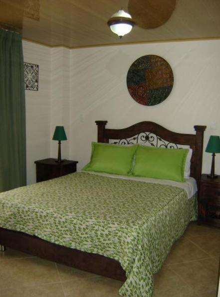 La Soledad 3*