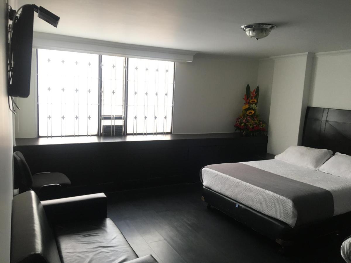 Ejecutivo Av La Esperanza Bogotá