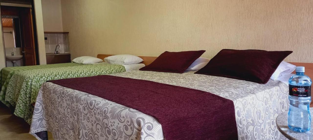 Colonial Hotel