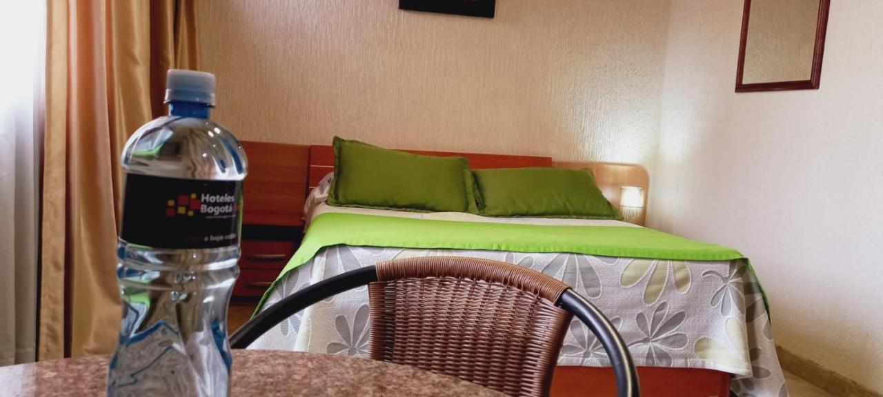 Colonial Hotel 3*