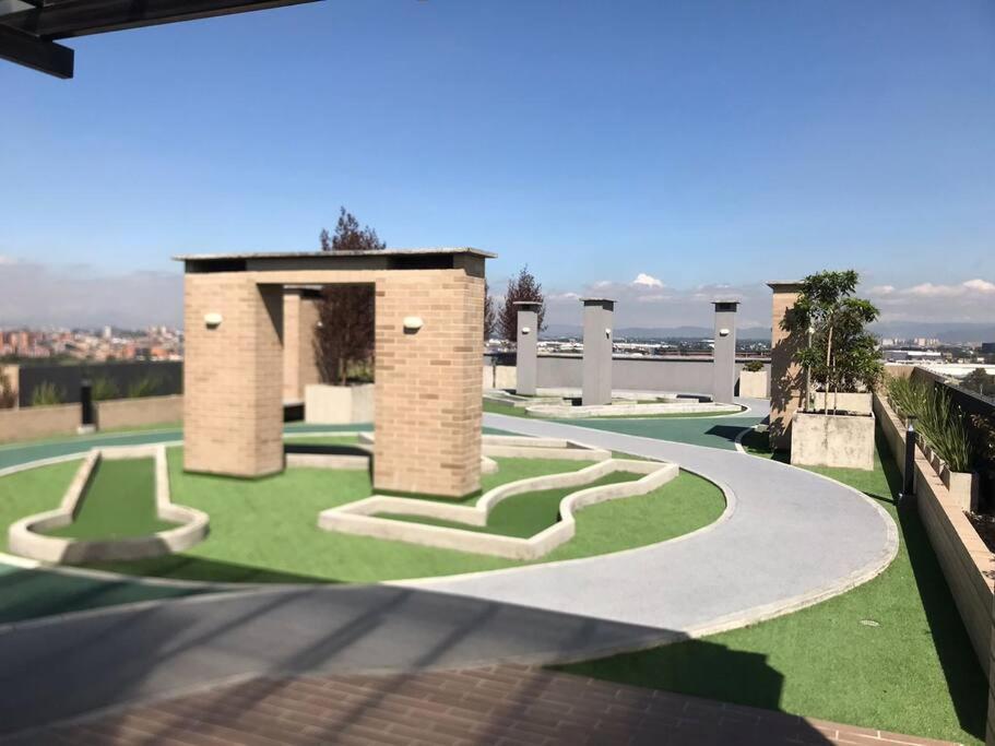 Confortable Apto 10 Min Del Aeropuerto Parq Gratis Apartamento