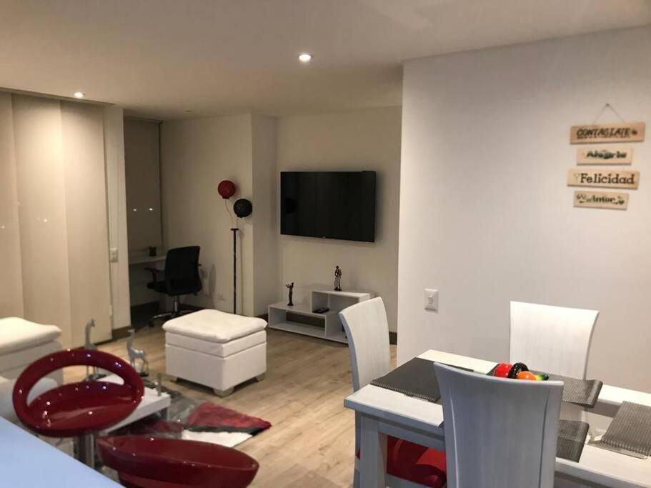 Apartamento Confortable Apto 10 Min Del Aeropuerto Parq Gratis *