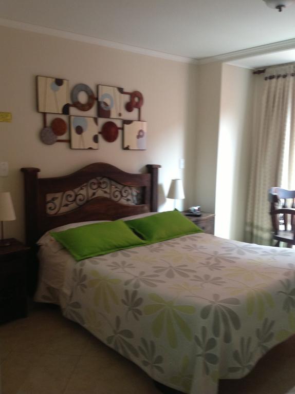 Hotel Castellana 3*
