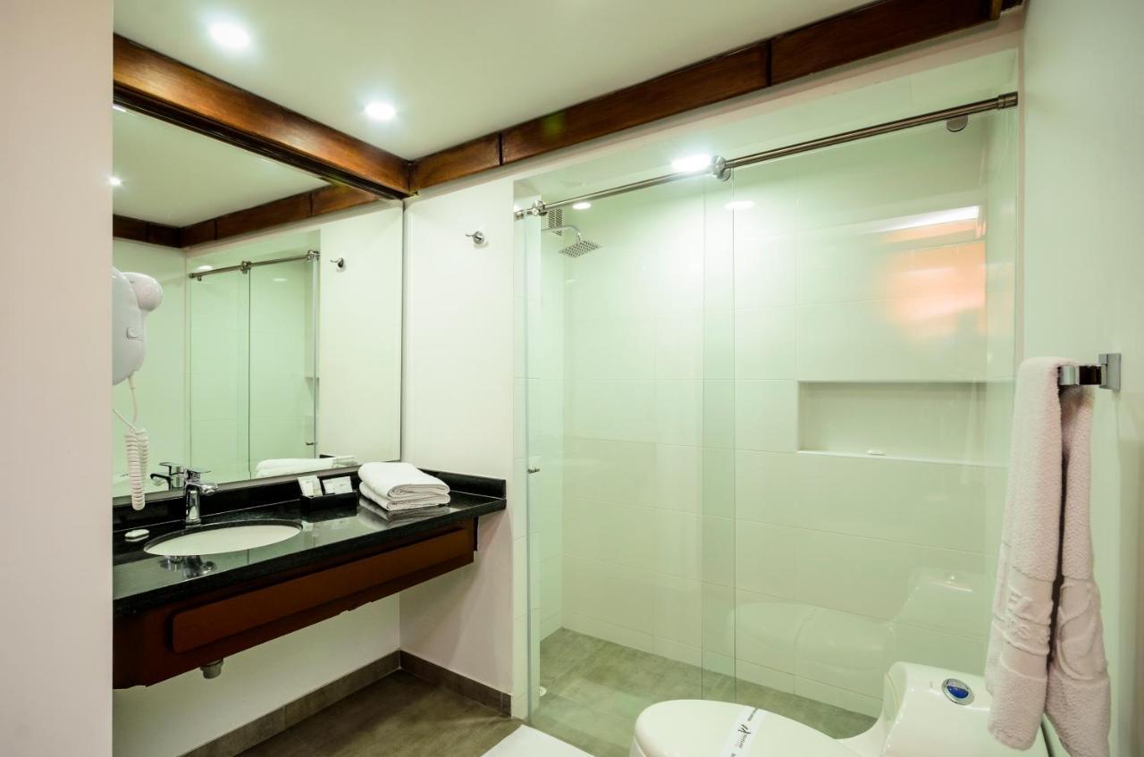 Travelers Plenitud Apartahotel